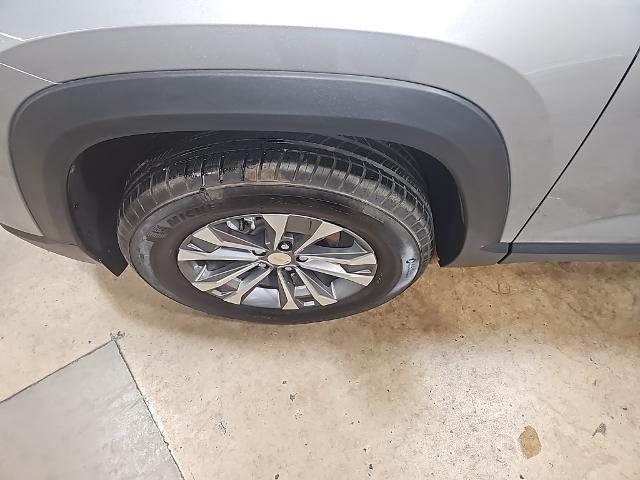 used 2025 Chevrolet Equinox car, priced at $28,059