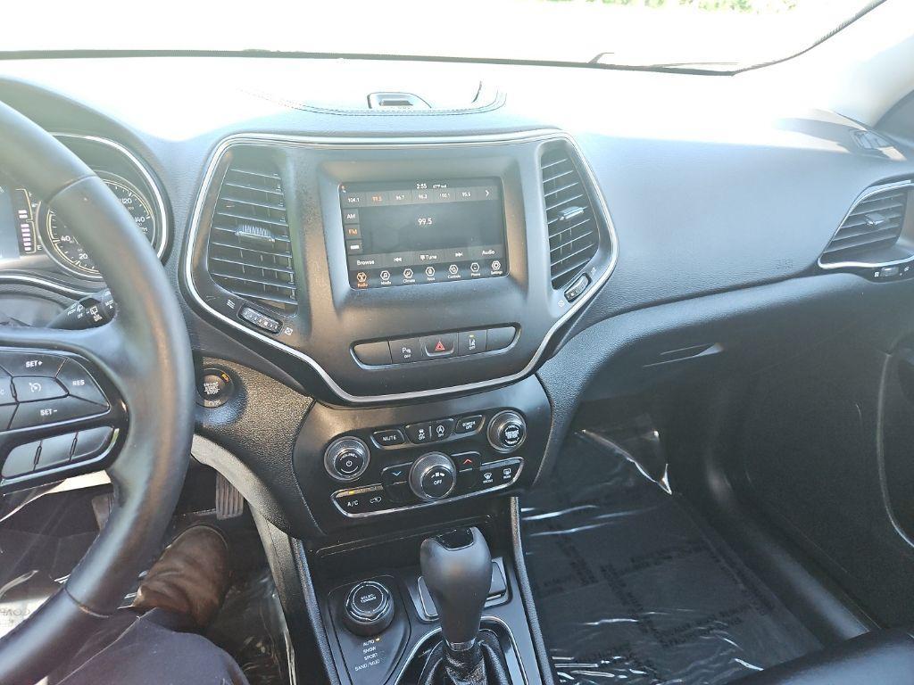 used 2021 Jeep Cherokee car, priced at $15,465