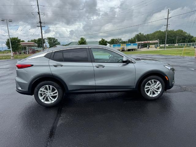 new 2025 Buick Envista car, priced at $25,800