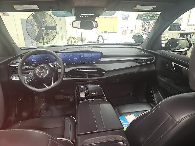 used 2025 Buick Enclave car, priced at $40,918