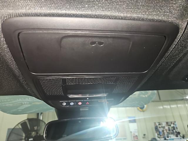 used 2025 Buick Enclave car, priced at $40,918