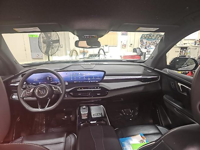 used 2025 Buick Enclave car, priced at $41,298