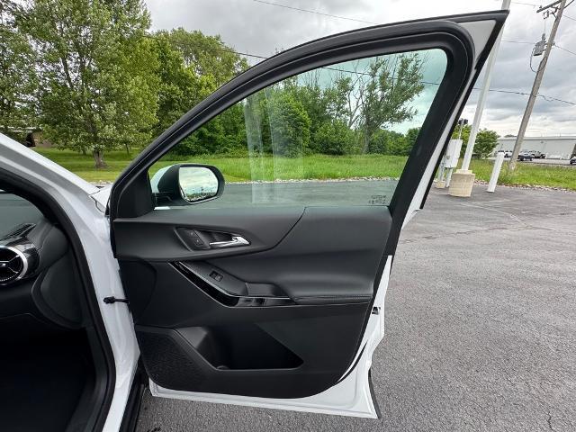 new 2026 Chevrolet Equinox car, priced at $33,100