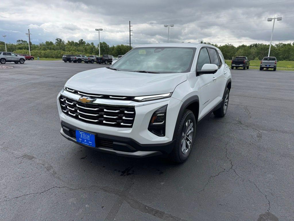 new 2026 Chevrolet Equinox car, priced at $33,100