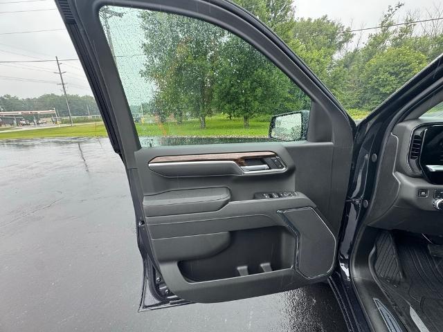 new 2025 GMC Sierra 1500 car, priced at $52,753