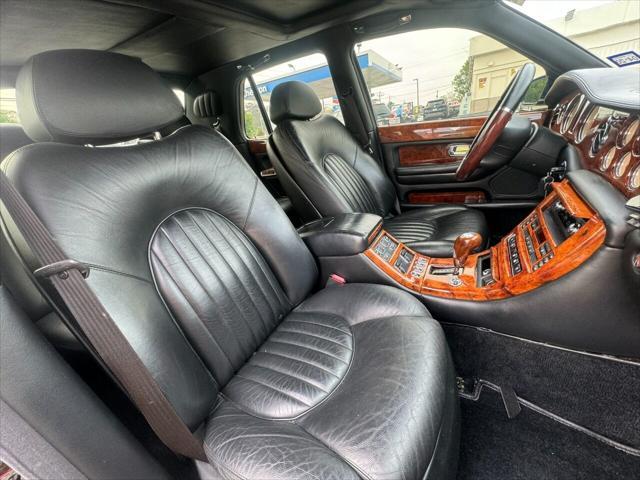 used 2001 Bentley Arnage car, priced at $32,999