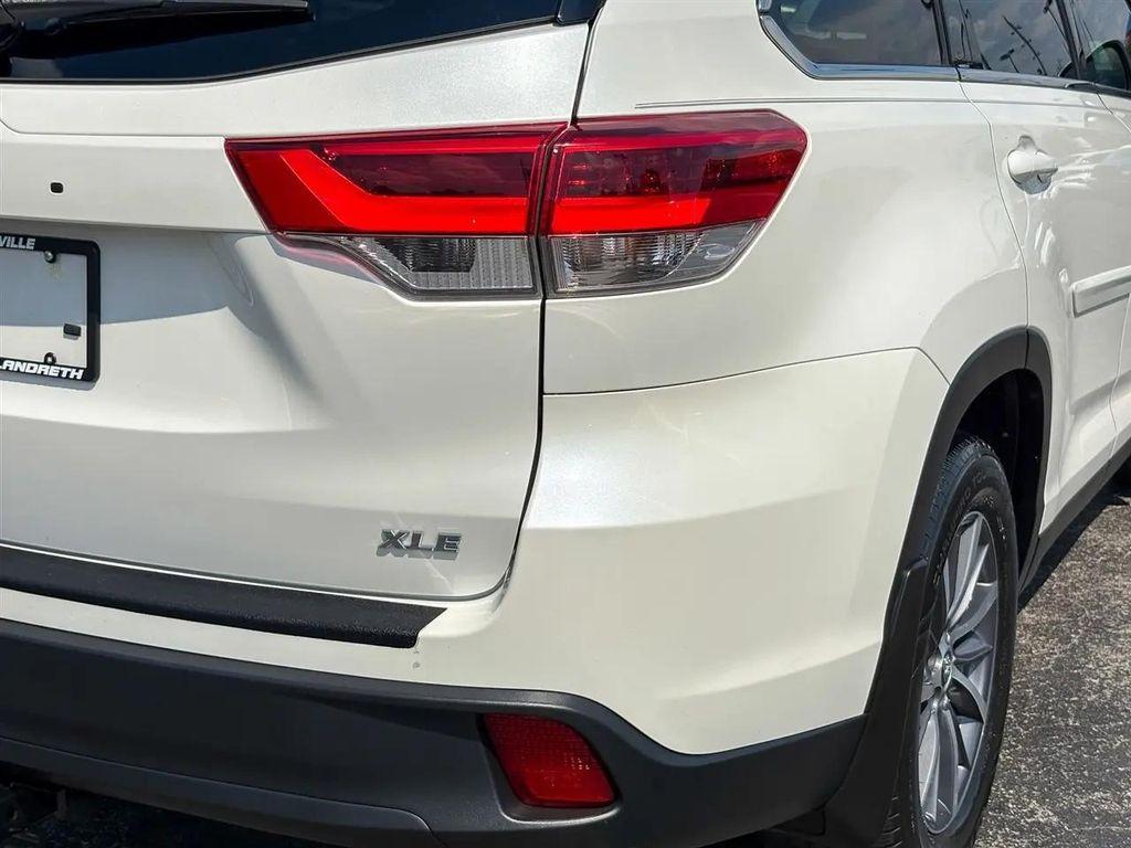 used 2019 Toyota Highlander car, priced at $23,045