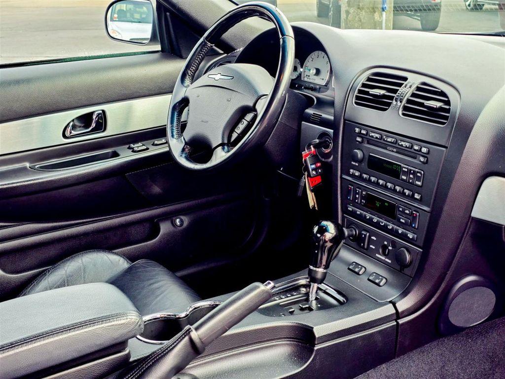 used 2004 Ford Thunderbird car