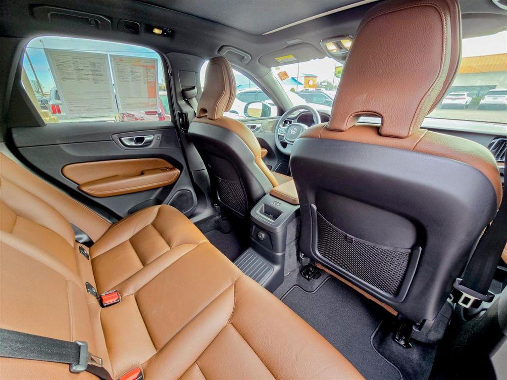 used 2024 Volvo XC60 Recharge Plug-In Hybrid car, priced at $41,600