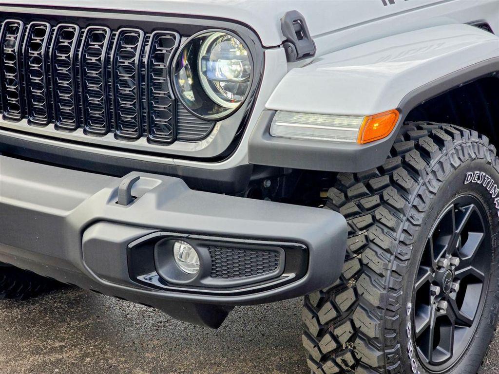 used 2024 Jeep Gladiator car, priced at $37,500