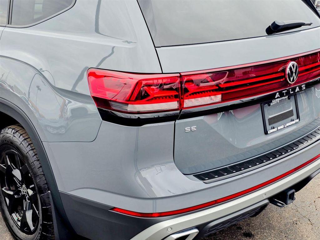 used 2024 Volkswagen Atlas car, priced at $37,700