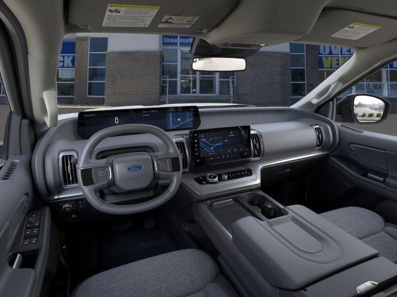 new 2025 Ford Expedition car, priced at $68,900