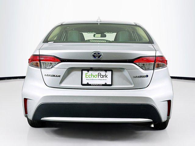 2022 Classic Silver Metallic Toyota Corolla Hybrid