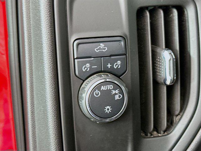 used 2024 Chevrolet Silverado 1500 car, priced at $29,987