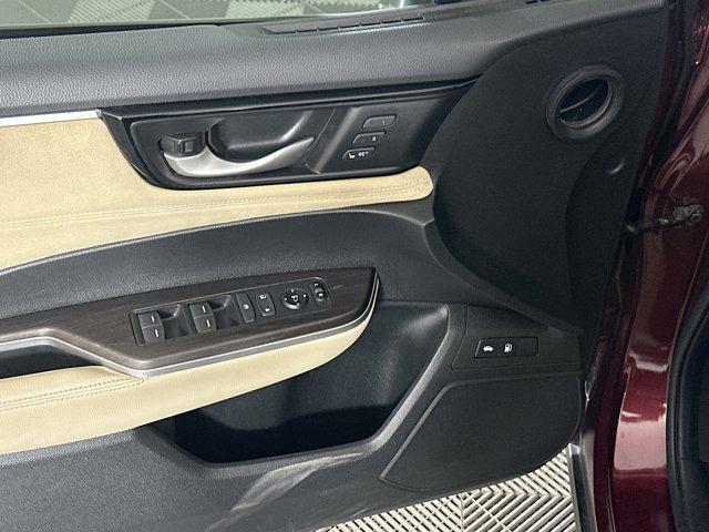 used 2018 Honda Clarity Plug-In Hybrid car, priced at $18,695