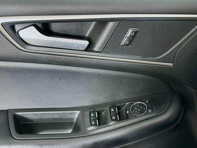 used 2023 Ford Edge car, priced at $15,987