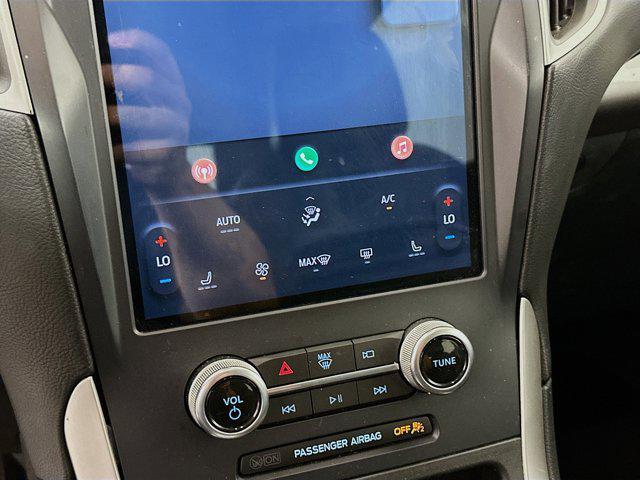 used 2023 Ford Edge car, priced at $15,987