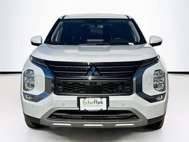 used 2024 Mitsubishi Outlander car, priced at $21,787