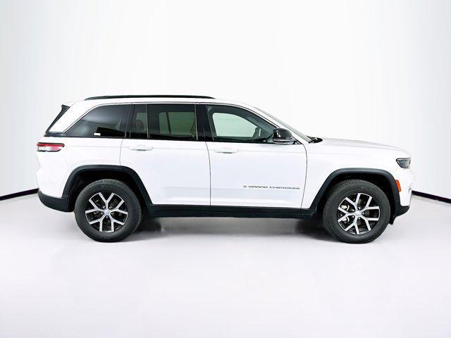 used 2024 Jeep Grand Cherokee car, priced at $29,996