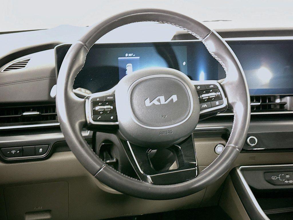 used 2026 Kia Carnival car, priced at $33,196