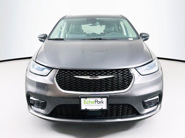 used 2023 Chrysler Pacifica car, priced at $21,596