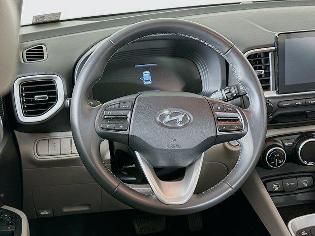 used 2025 Hyundai Venue car, priced at $17,996