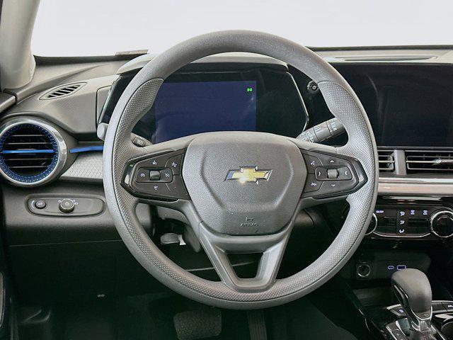 used 2025 Chevrolet Trax car, priced at $18,997