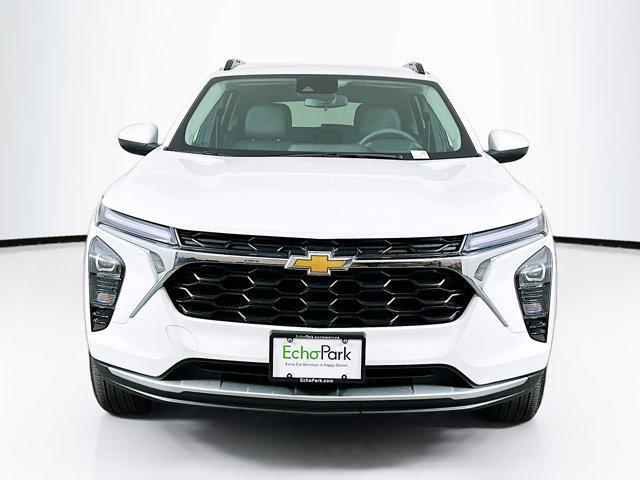 used 2025 Chevrolet Trax car, priced at $18,997