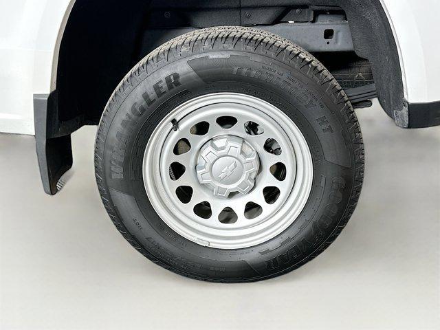 used 2024 Chevrolet Colorado car, priced at $25,637