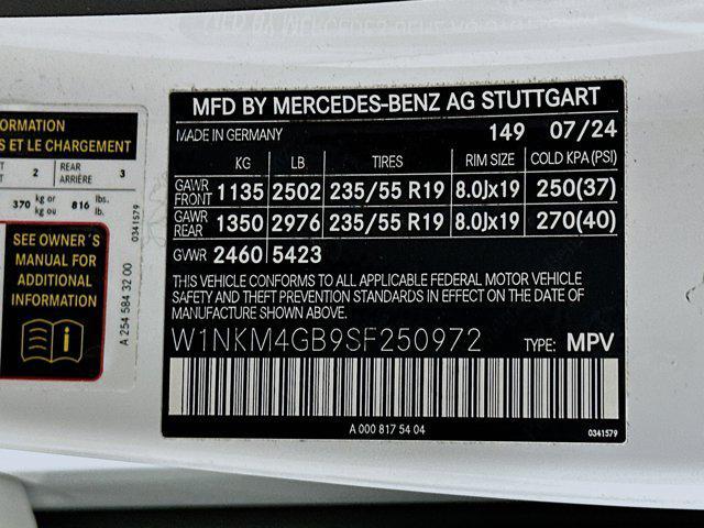used 2025 Mercedes-Benz GLC 300 car, priced at $39,996
