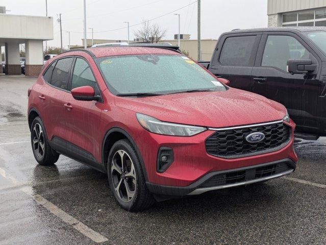 used 2025 Ford Escape car, priced at $29,877
