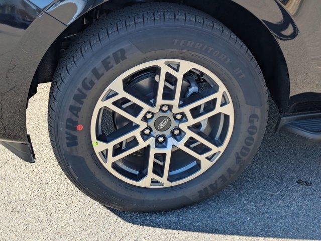 new 2026 Ford Expedition car, priced at $71,695