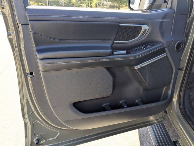 used 2025 Ford Expedition car, priced at $75,926