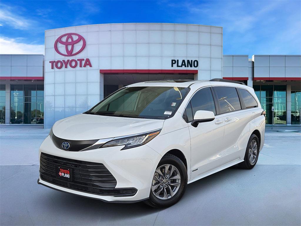 used 2021 Toyota Sienna car, priced at $31,413