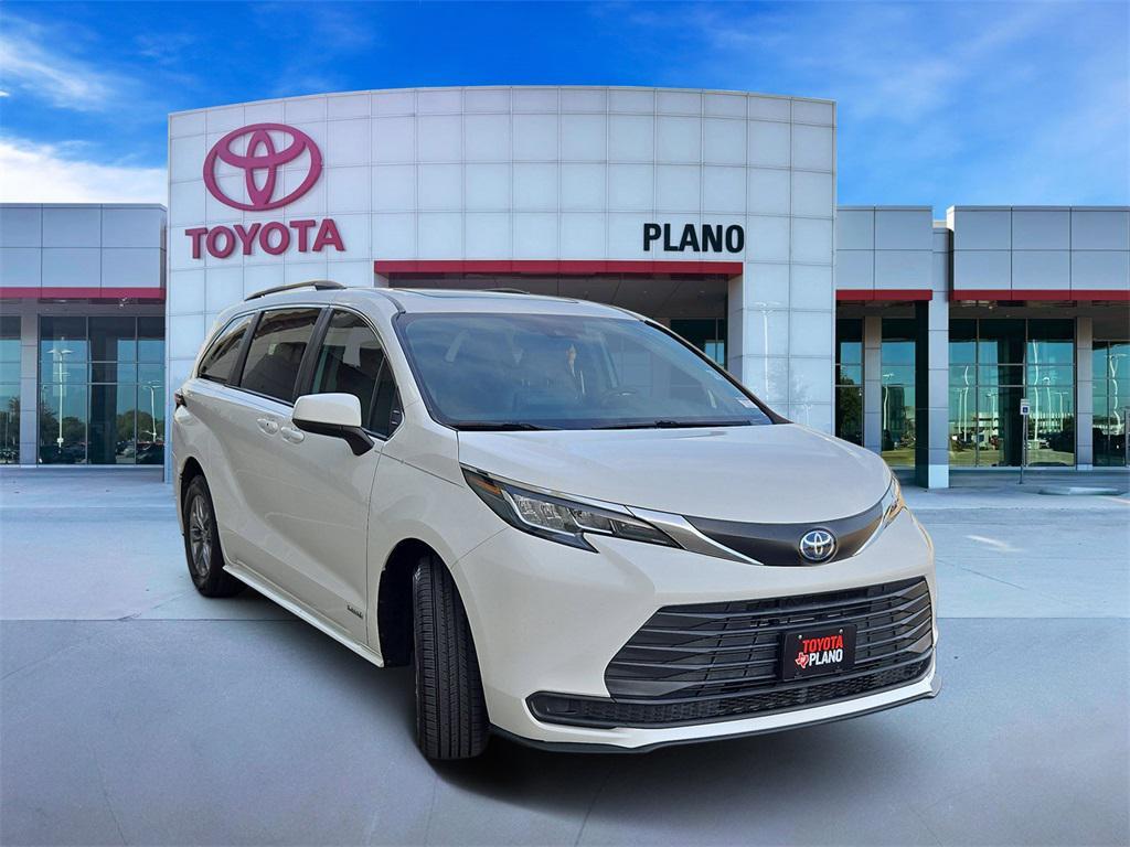 used 2021 Toyota Sienna car, priced at $31,413