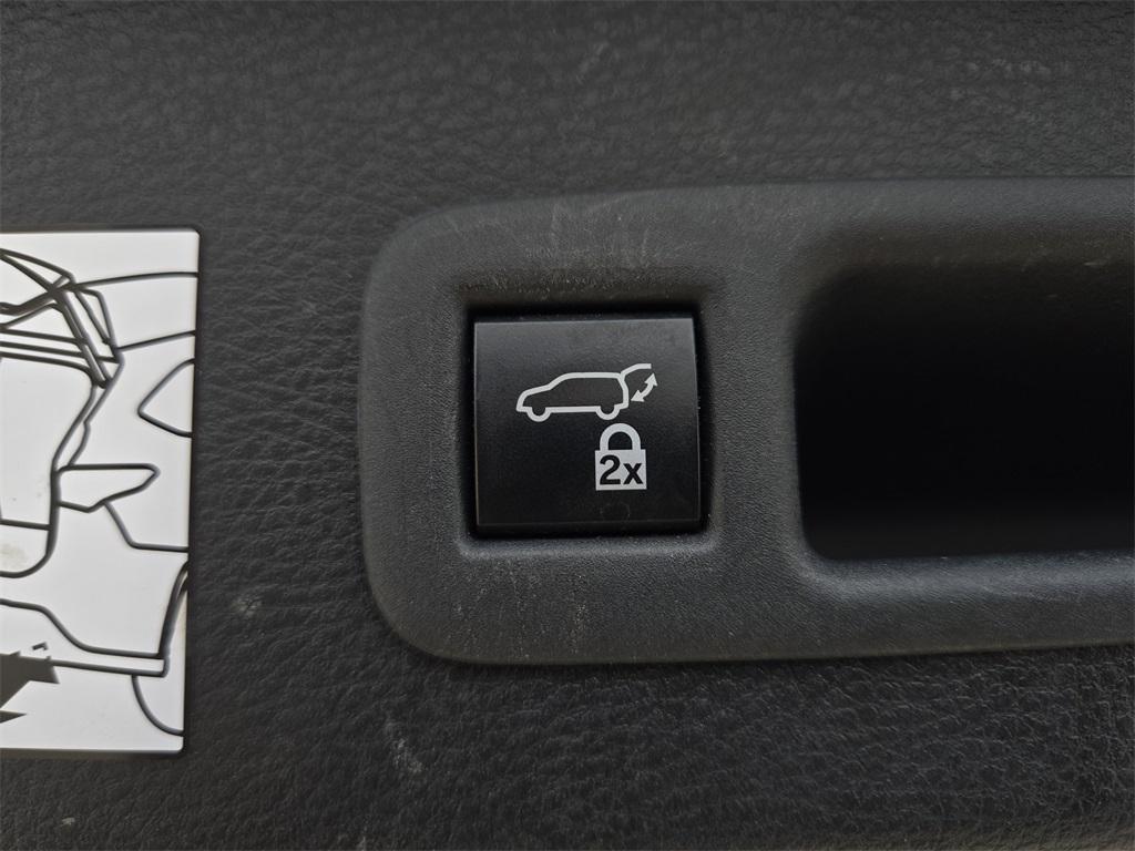 used 2021 Toyota Sienna car, priced at $27,470