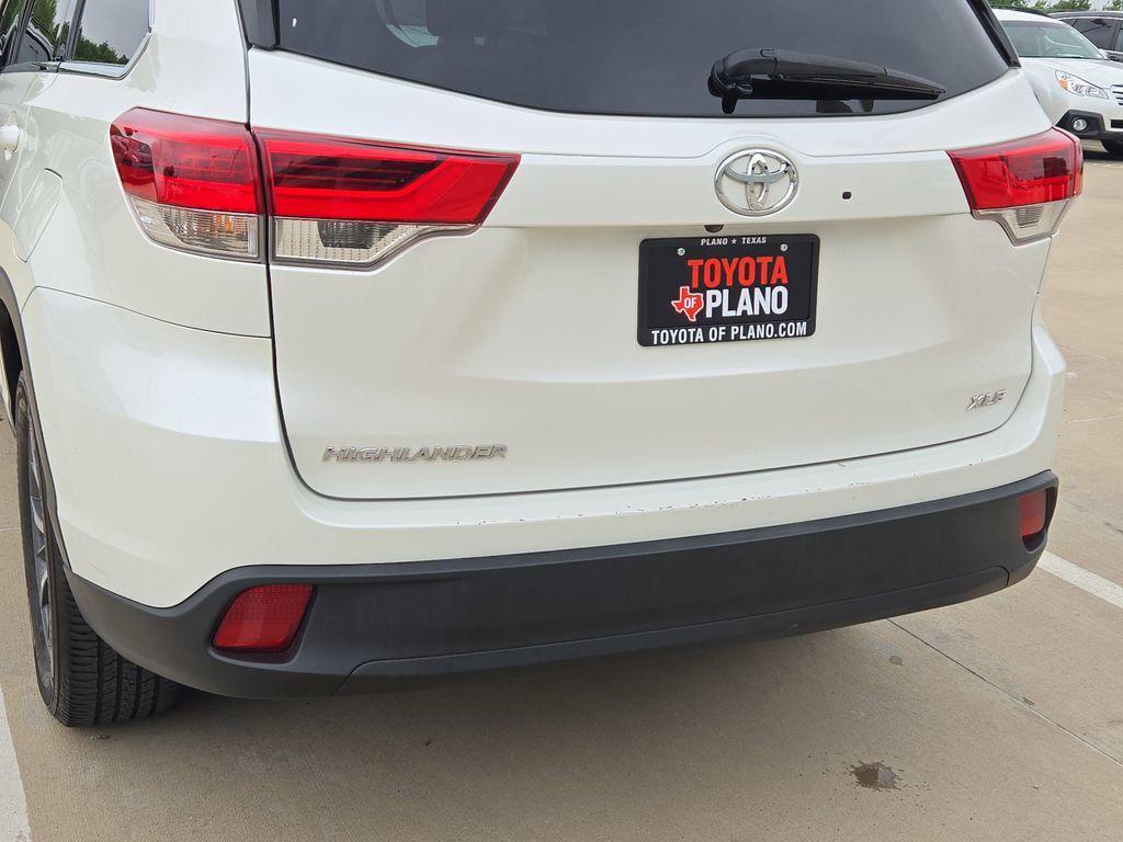 used 2019 Toyota Highlander car, priced at $20,243
