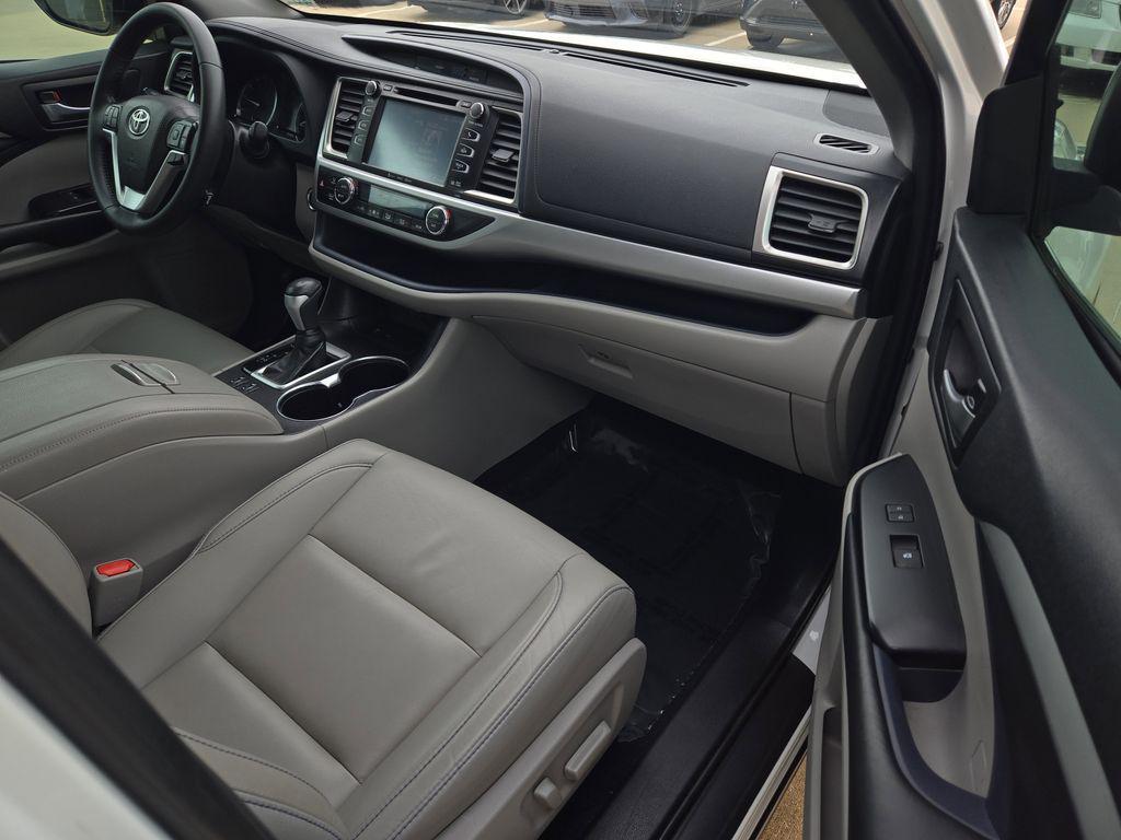 used 2019 Toyota Highlander car, priced at $20,443