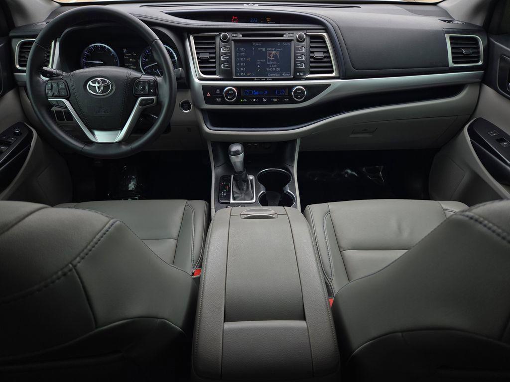 used 2019 Toyota Highlander car, priced at $20,243