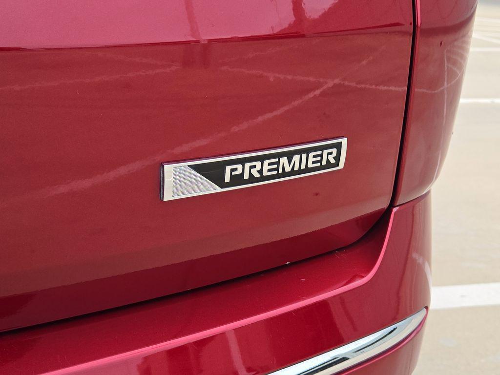 used 2018 Chevrolet Traverse car, priced at $24,116