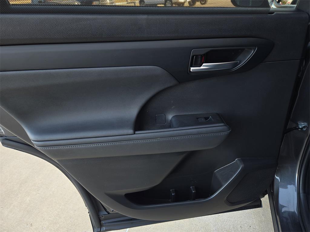 used 2023 Toyota Highlander car, priced at $35,440