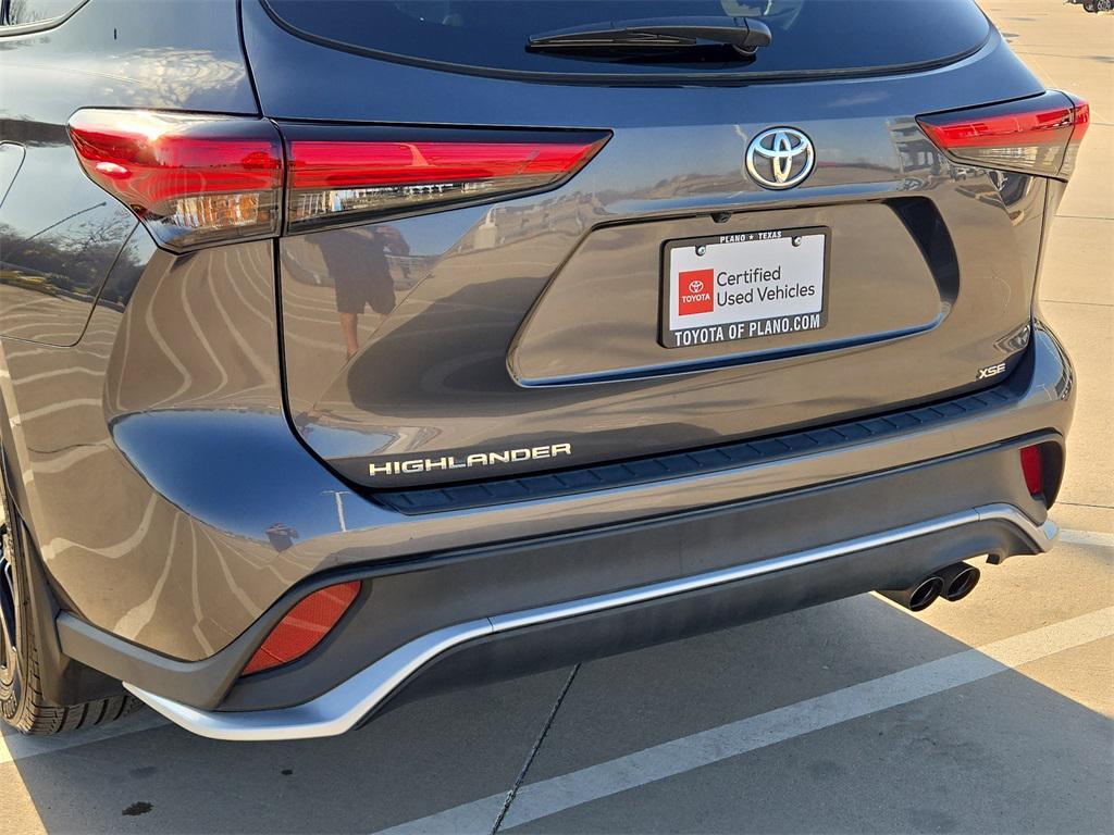 used 2023 Toyota Highlander car, priced at $35,440
