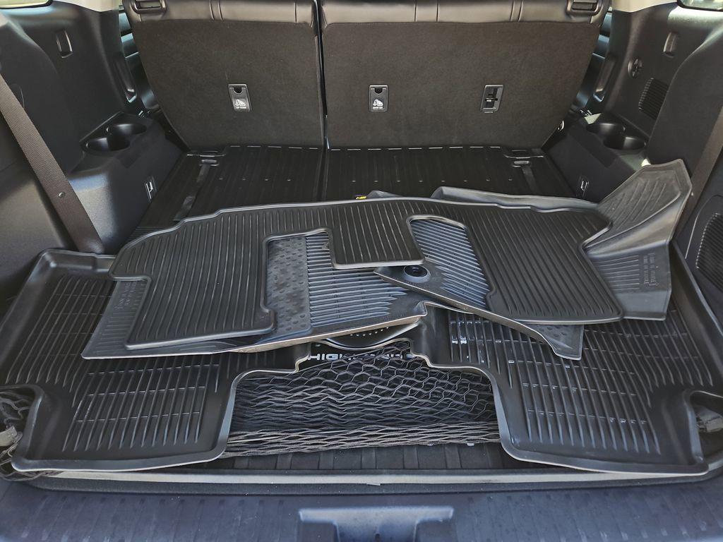 used 2024 Toyota Highlander car, priced at $39,407