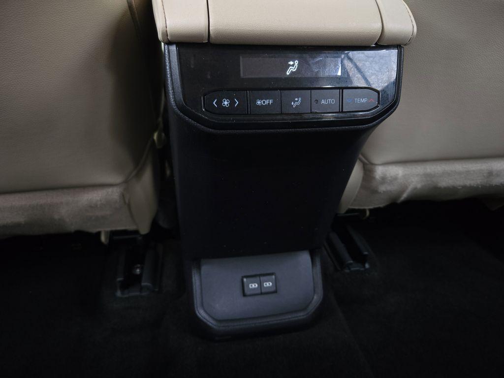 used 2023 Toyota Highlander car, priced at $33,495