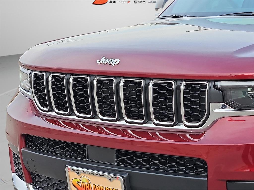 new 2025 Jeep Grand Cherokee L car, priced at $39,725