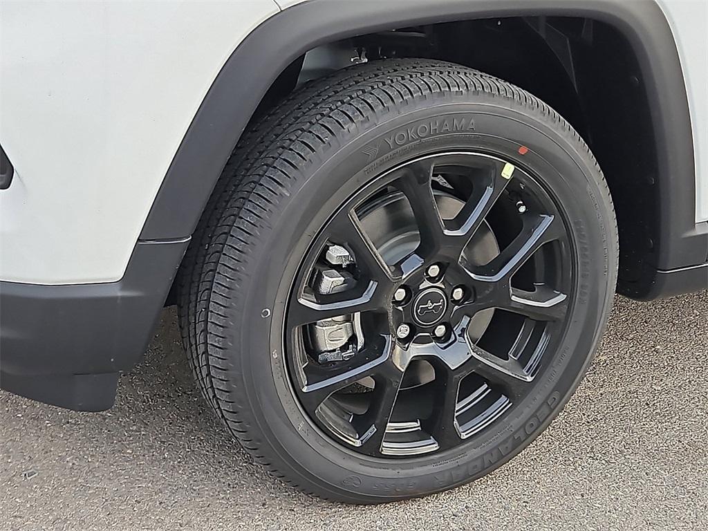 new 2026 Jeep Compass car, priced at $32,985