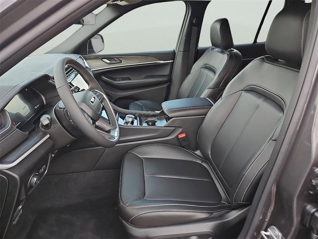 new 2025 Jeep Grand Cherokee car, priced at $51,485