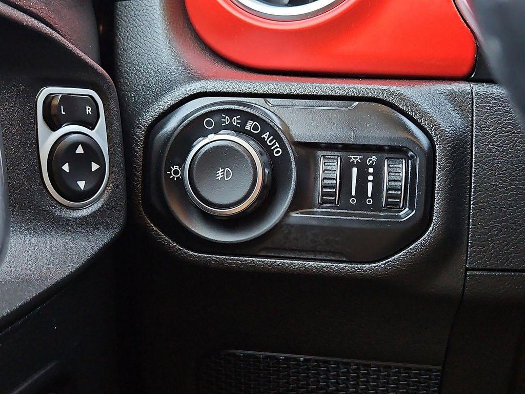 used 2019 Jeep Wrangler Unlimited car, priced at $33,640