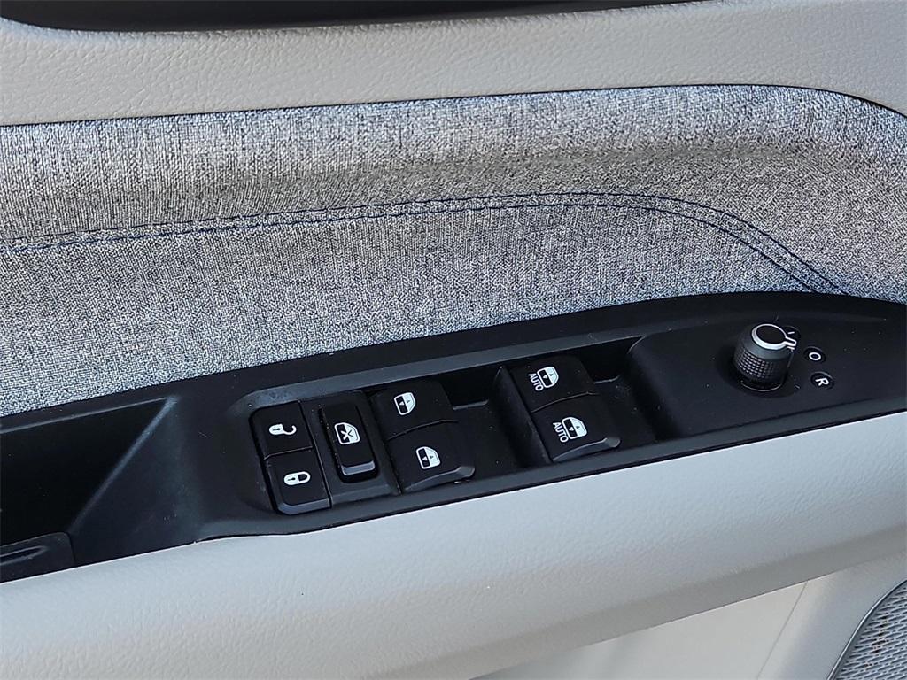 used 2023 Jeep Compass car, priced at $20,498