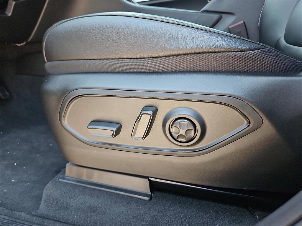 new 2025 Jeep Grand Cherokee L car, priced at $43,495